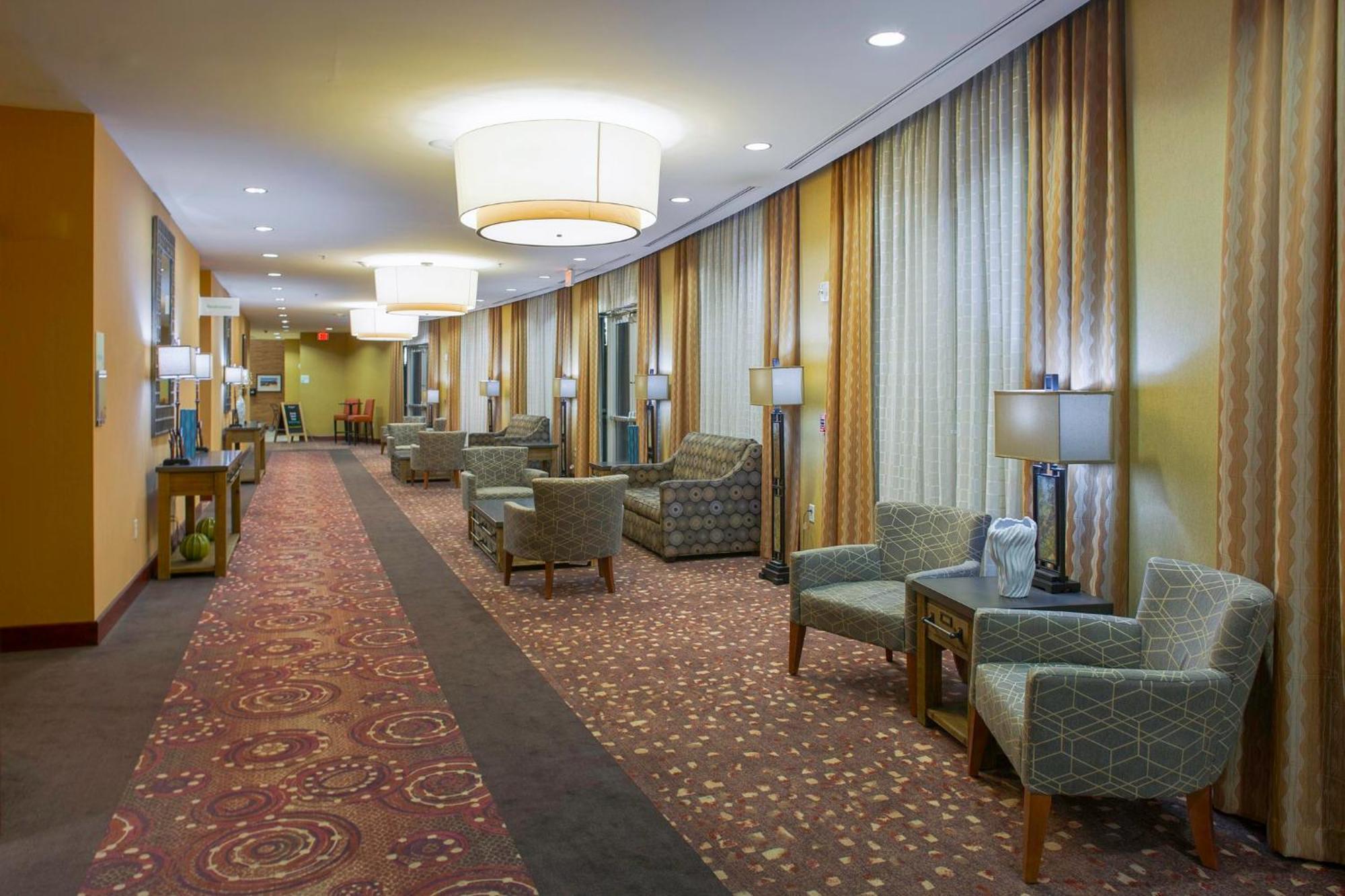 Holiday Inn Ardmore By Ihg Esterno foto